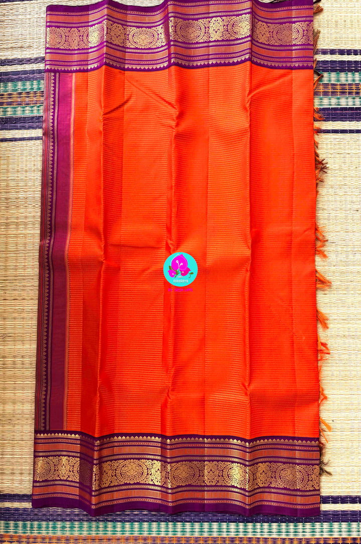 3g zari vaira oosi design traditional vintage peacock border Kanchipattu saree