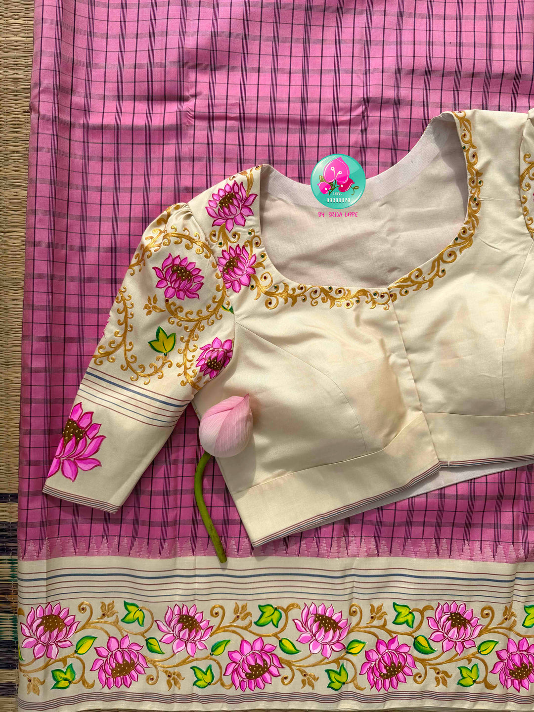 Ethereal Lotus Canvas: Light Pink & Ivory Tanjore Hand-Painted Kanjeevaram Saree