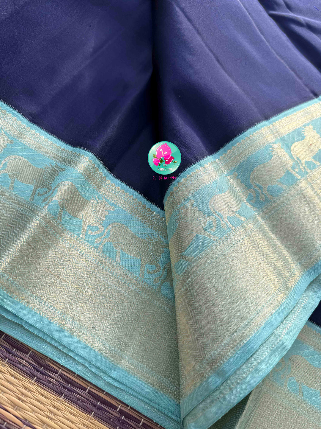 Divine Serenity: Midnight Navy & Sea Green Nandini Weave Kanchipattu Silk Saree