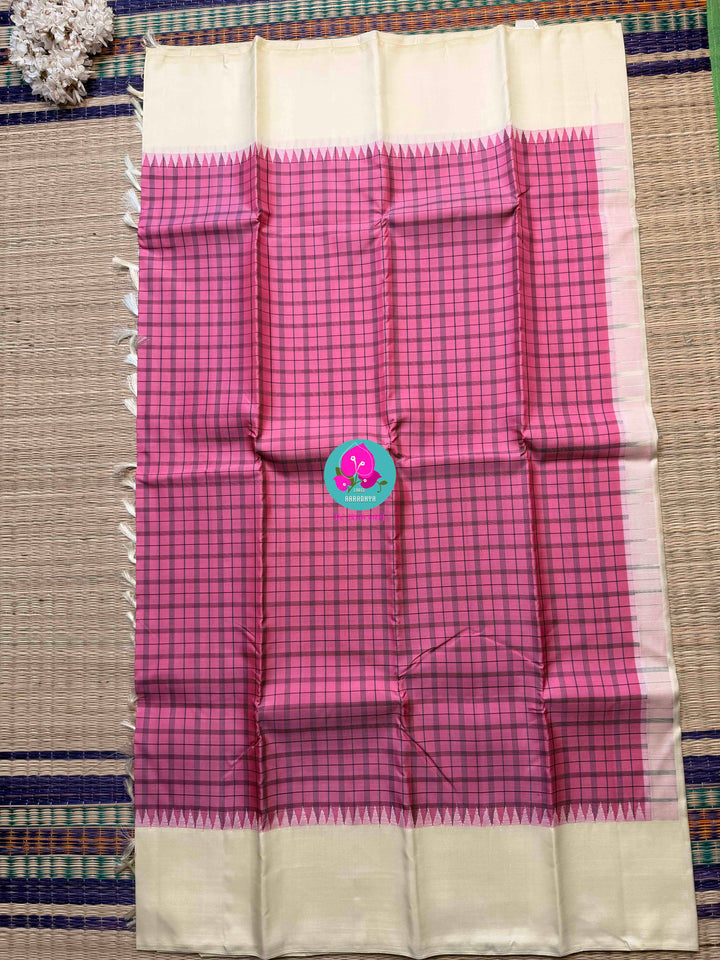 The Pink Statement: Zero Zari Kanjivaram saree in Vibrant Check and Soft Contrast
