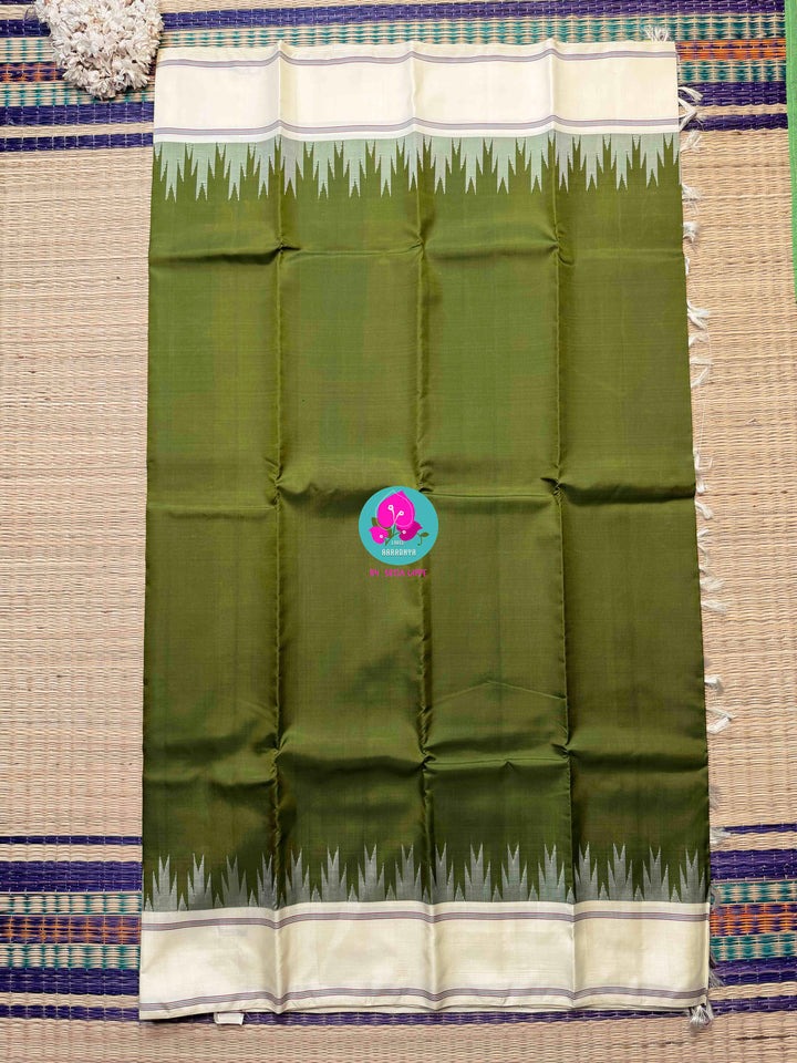 The Sannajaji Calm: Zero Zari Kanjivaram saree in Olive Green and Ivory