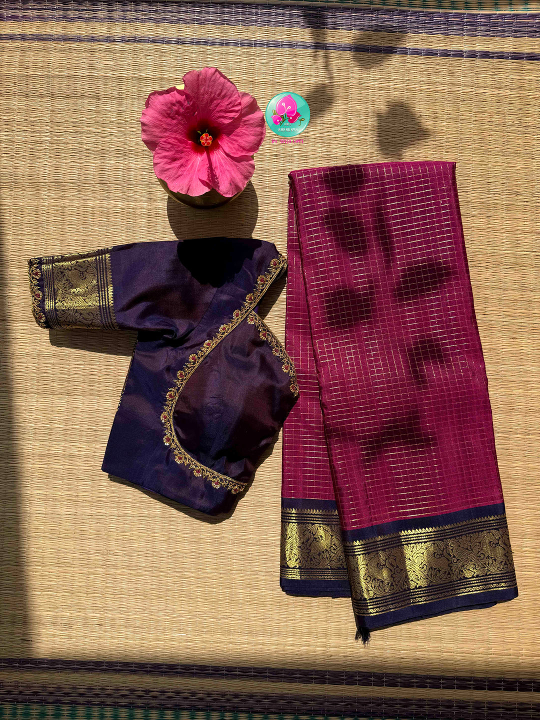 Imperial Magenta & Midnight Navy: Dark Pink Vaira Oosi Kanchipattu Saree