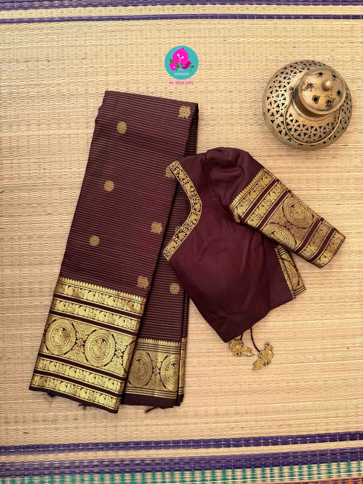 Vaira Oosi Twilight: Dark Brown Kanjivaram Saree with Rich Vintage Gold Zari