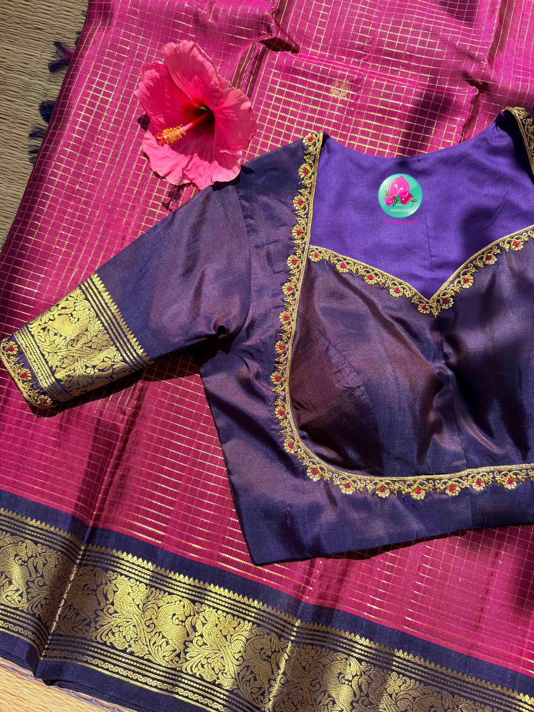 Imperial Magenta & Midnight Navy: Dark Pink Vaira Oosi Kanchipattu Saree