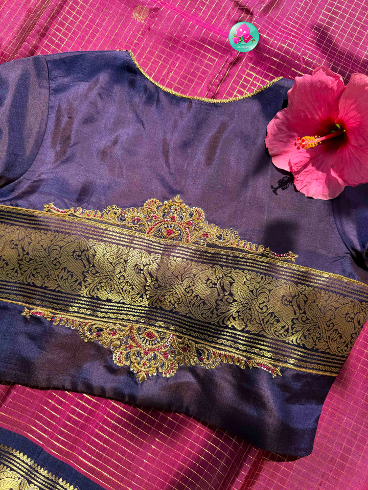 Imperial Magenta & Midnight Navy: Dark Pink Vaira Oosi Kanchipattu Saree
