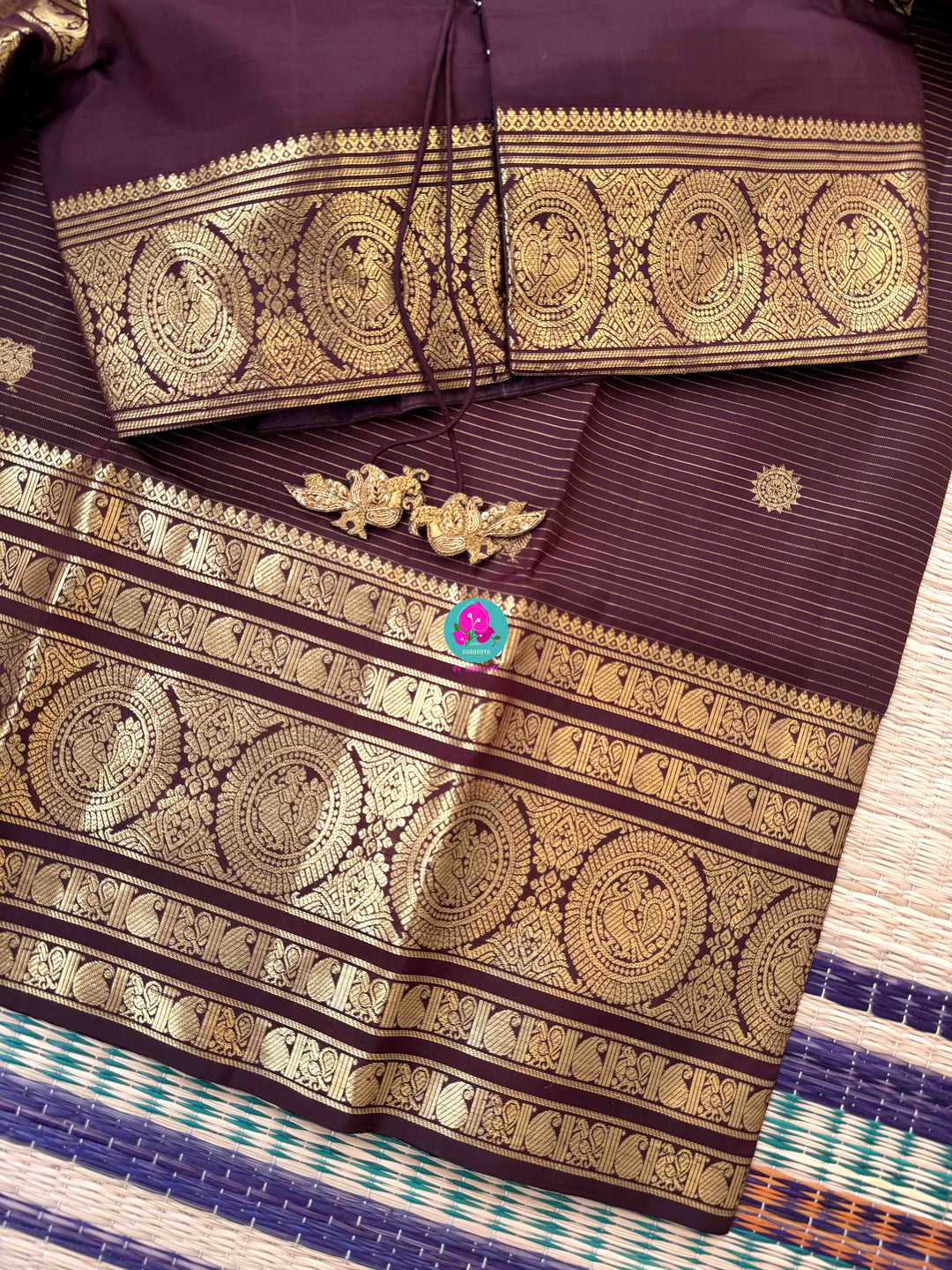 Vaira Oosi Twilight: Dark Brown Kanjivaram Saree with Rich Vintage Gold Zari