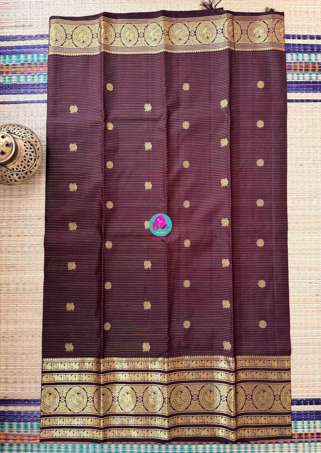 Vaira Oosi Twilight: Dark Brown Kanjivaram Saree with Rich Vintage Gold Zari