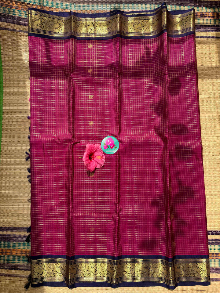 Imperial Magenta & Midnight Navy: Dark Pink Vaira Oosi Kanchipattu Saree