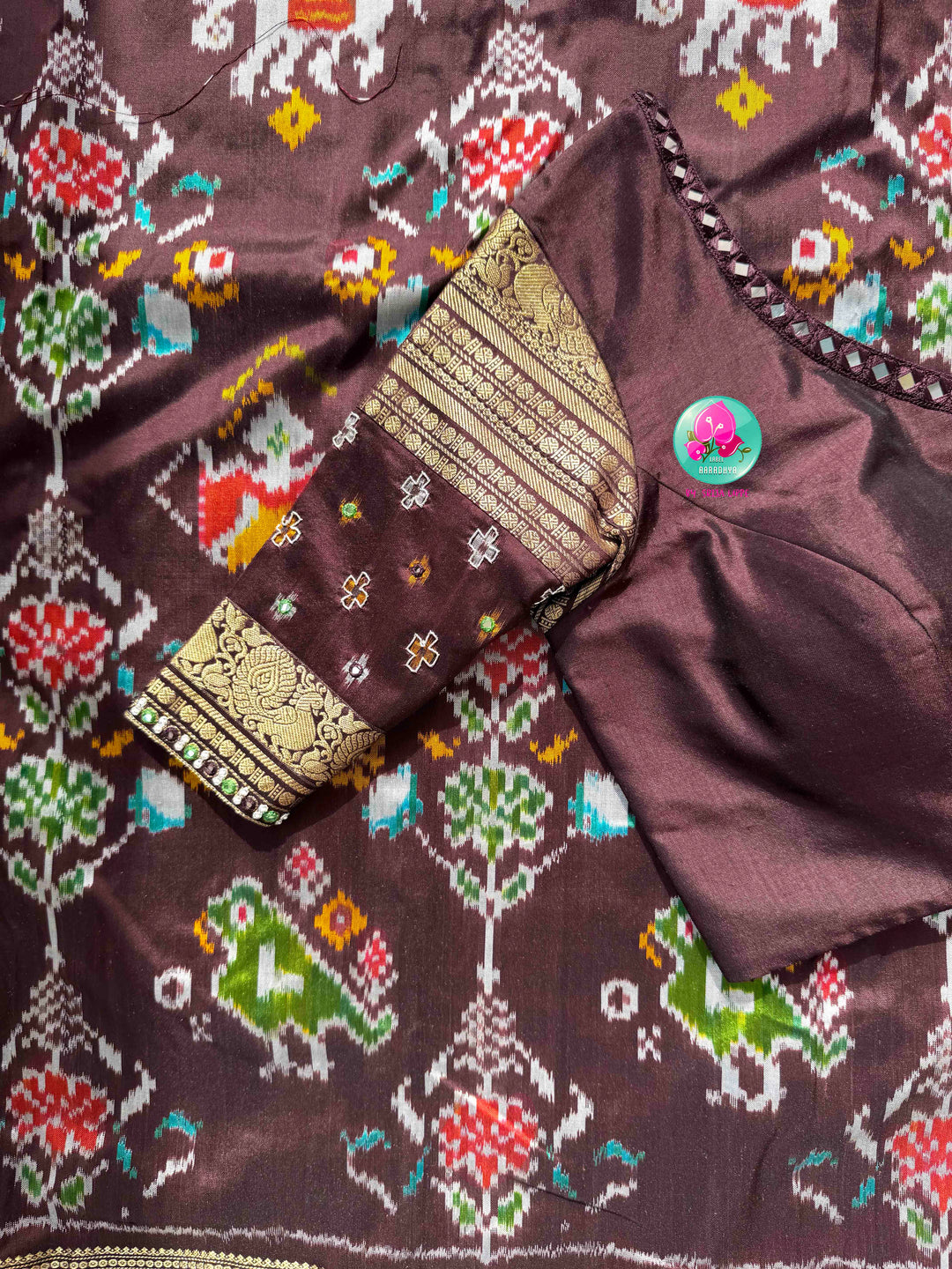 Earthy Heritage: Dark Cocoa Brown Pure Silk 5-Motif Ikkat Saree & Zardozi Mirror Blouse