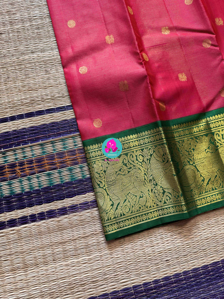 Vaira oosi Kanchipuram handloom saree in vintage Pink and Green