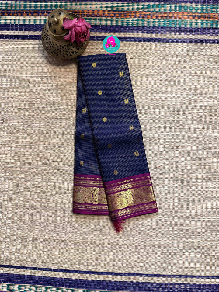 Midnight & Magnolia: Vaira Oosi Checks in Navy Blue with Rani Pink Contrast Kanchipattu silk Saree