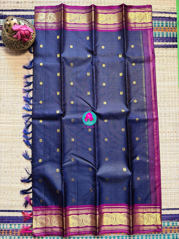 Midnight & Magnolia: Vaira Oosi Checks in Navy Blue with Rani Pink Contrast Kanchipattu silk Saree