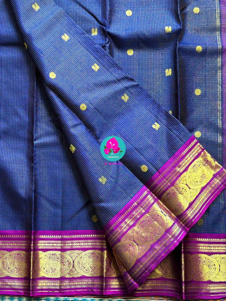 Midnight & Magnolia: Vaira Oosi Checks in Navy Blue with Rani Pink Contrast Kanchipattu silk Saree