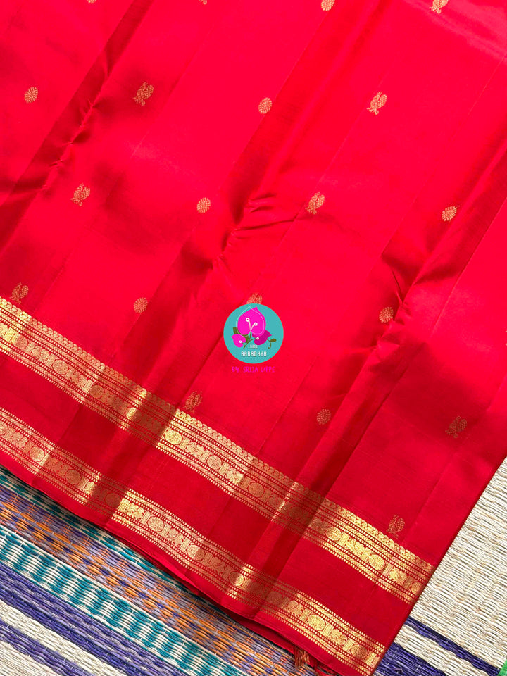 Kanchipuram 2g zari brown vintage Red saree