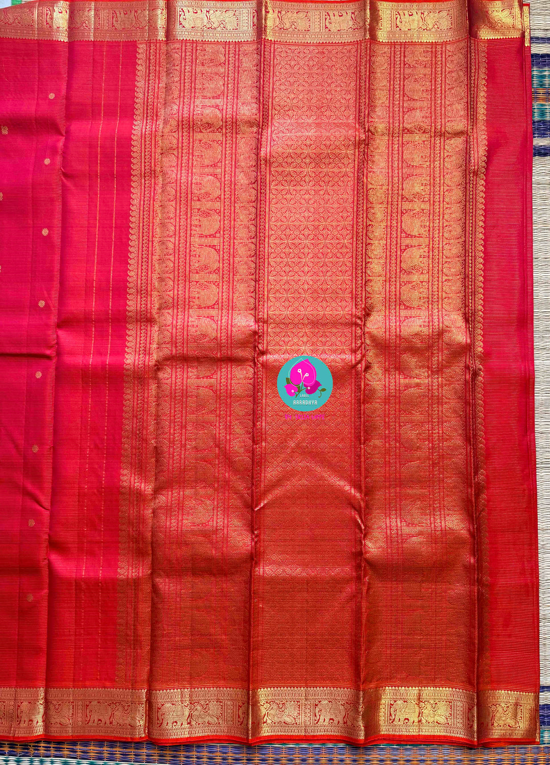 Dual Tone of Pink-Orange Vaira Oosi Kanchipattu Pure Silk Handloom Saree