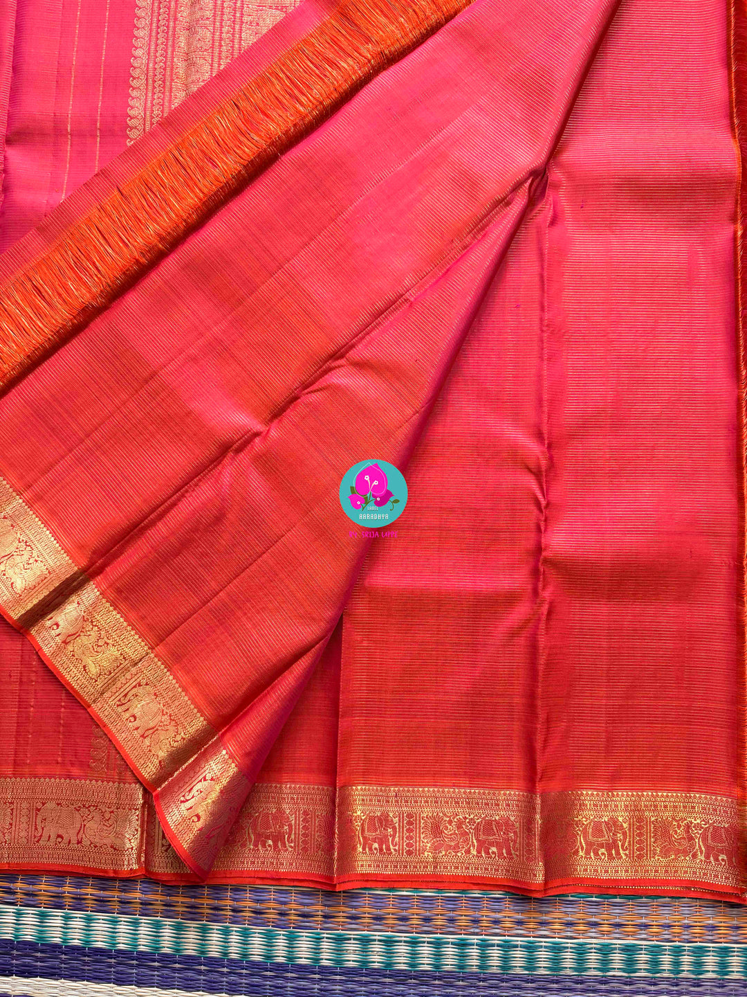 Dual Tone of Pink-Orange Vaira Oosi Kanchipattu Pure Silk Handloom Saree