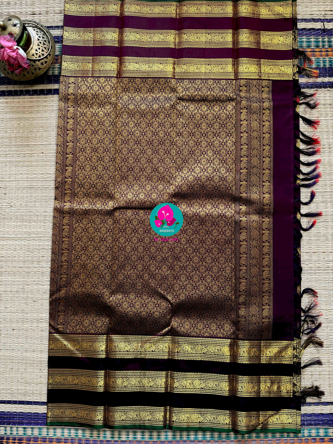 Kanchipuram 2g zari brown vintage pure saree with big border