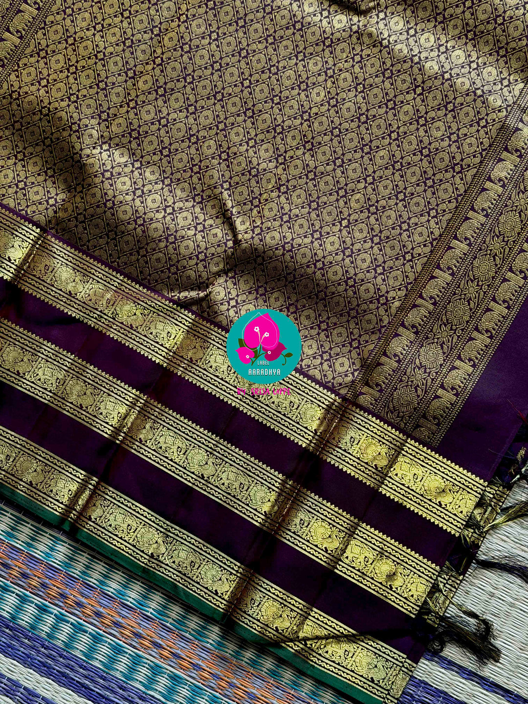 Kanchipuram 2g zari brown vintage pure saree with big border