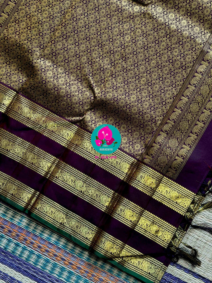 Kanchipuram 2g zari brown vintage pure saree with big border