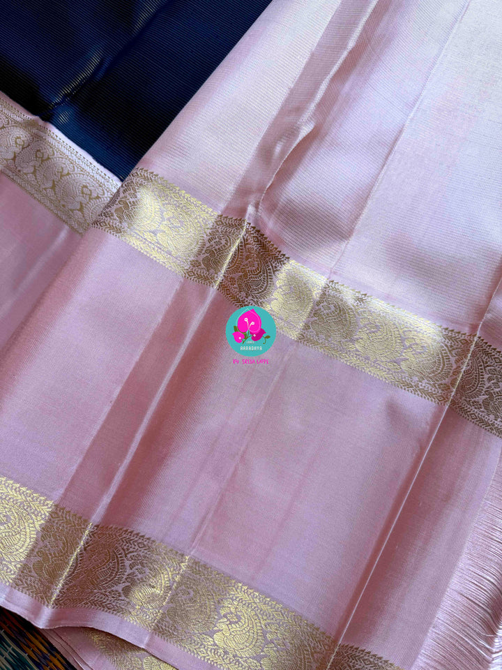 Ocean Whispers & Rose Blush: Kanjivaram Vaira Oosi Saree in Navy Blue and Baby Pink