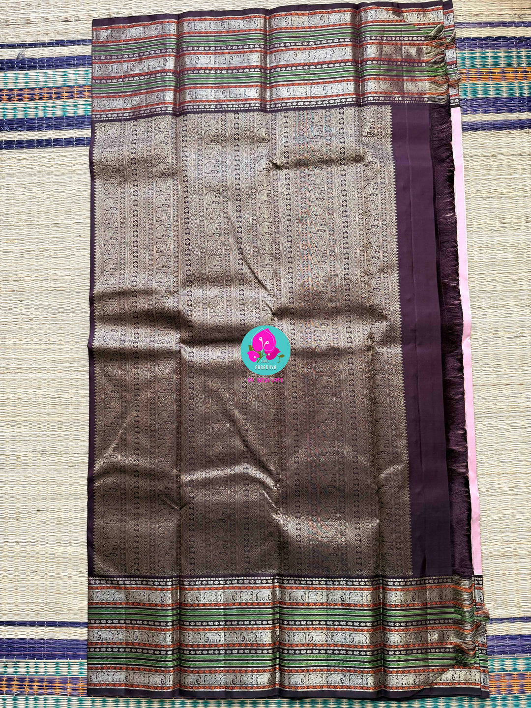 2G Zari Pure Kanchipuram saree with vintage long border in string of pearl stripes butta.