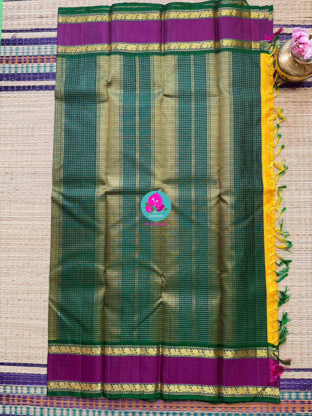 2g Zari Pure Kanchipuram saree in Yellow with Silver Vaira Oosi Checks