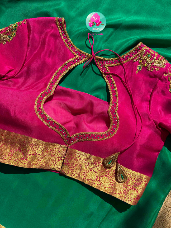 Verdant Jewel & Rani Pink: 120gsm Pure Mysore Silk Saree & Hand-Embroidered Blouse
