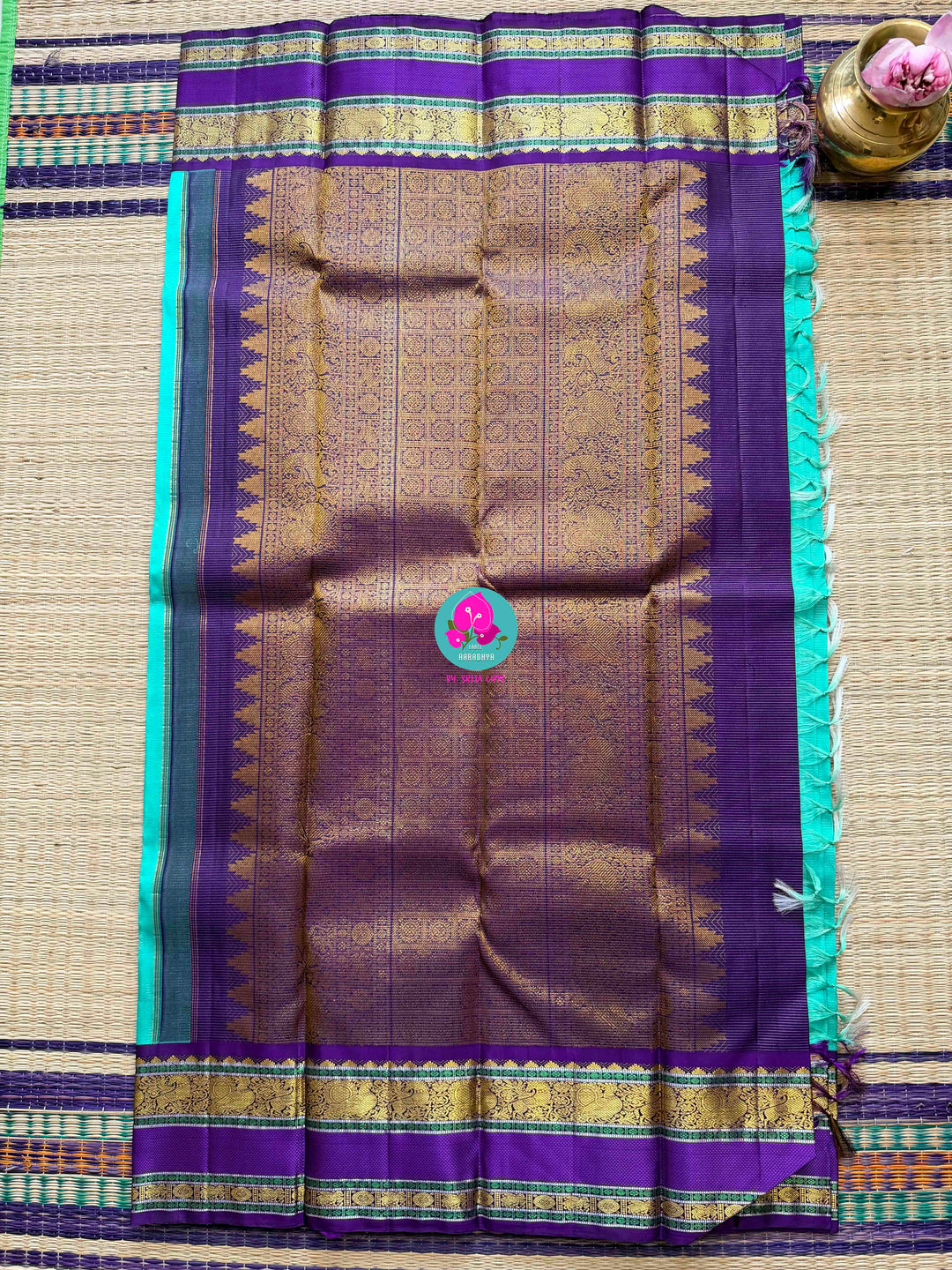 2G Zari Pure Kanchipuram saree with contrast traditional border silver vaira oosi lines