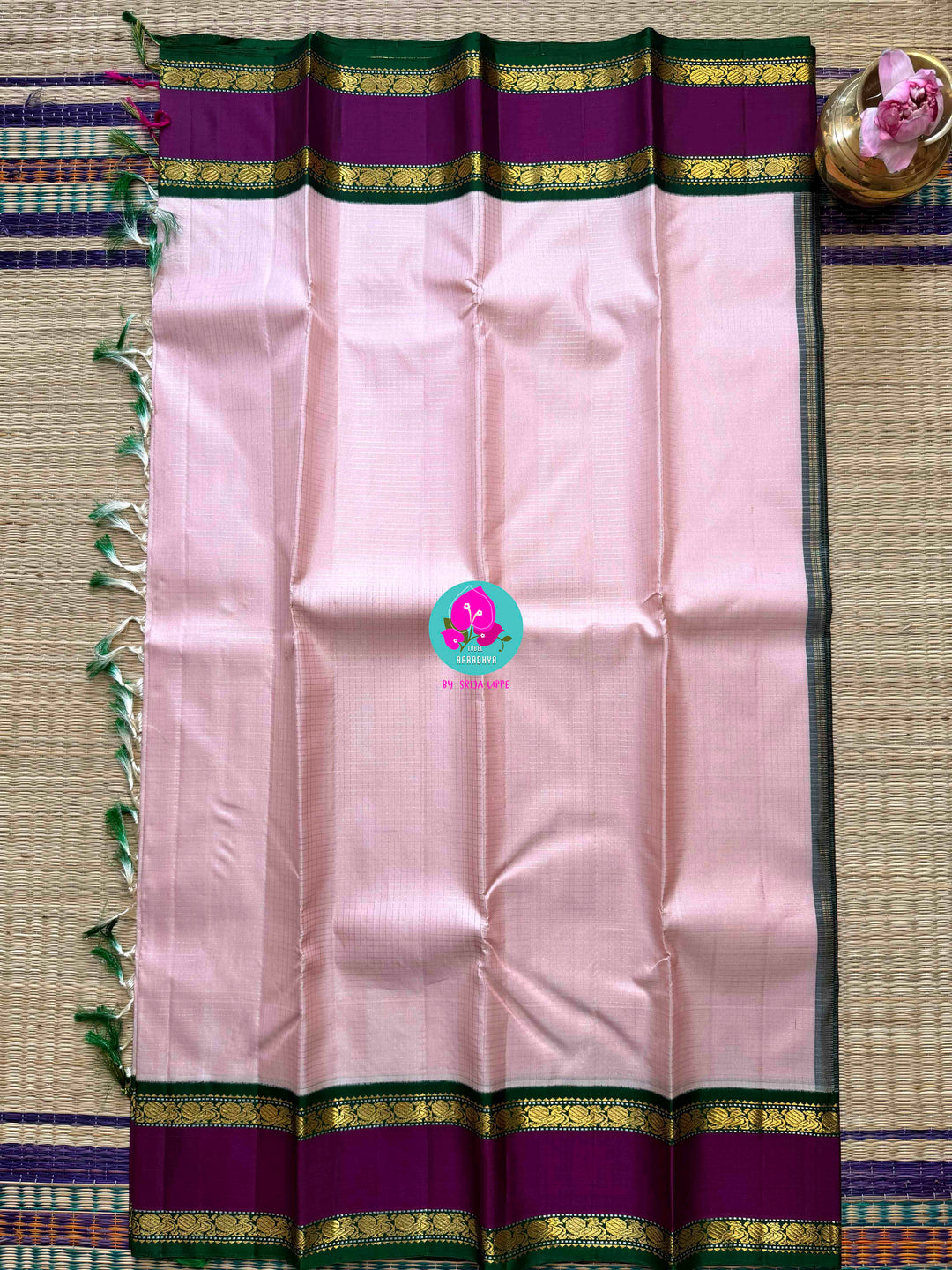 2g Zari Pure Kanchipuram saree in baby pink with Silver Vaira Oosi Checks
