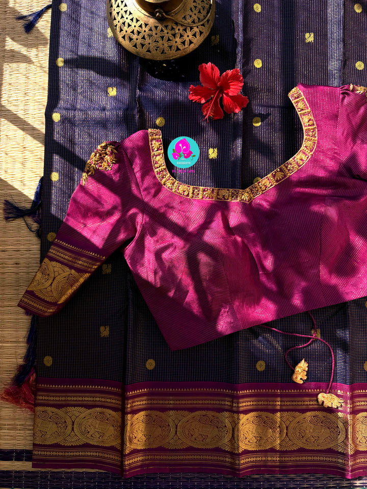 Navy Blue Kanjivaram Vaira Oosi with Bold Magenta Contrast and Embroidered Blouse