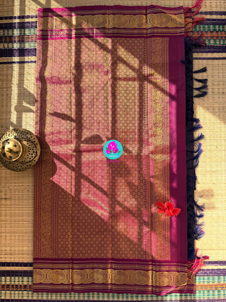 Navy Blue Kanjivaram Vaira Oosi with Bold Magenta Contrast and Embroidered Blouse