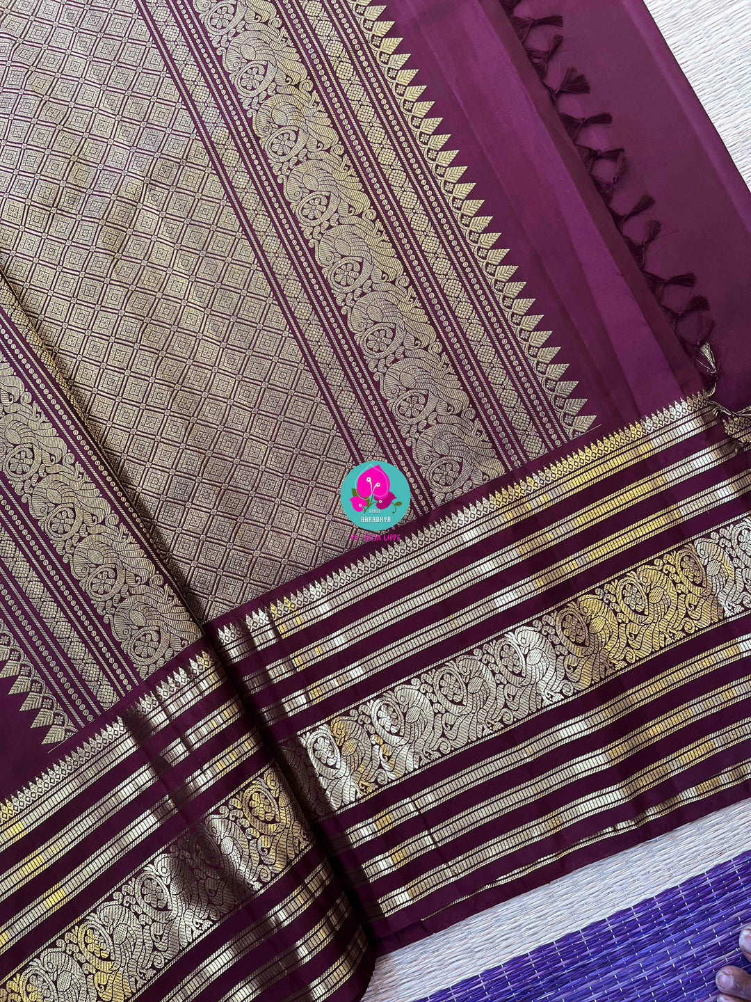 Kanchipuram 2g zari brown vintage saree in big border paired with hand embroidered blouse