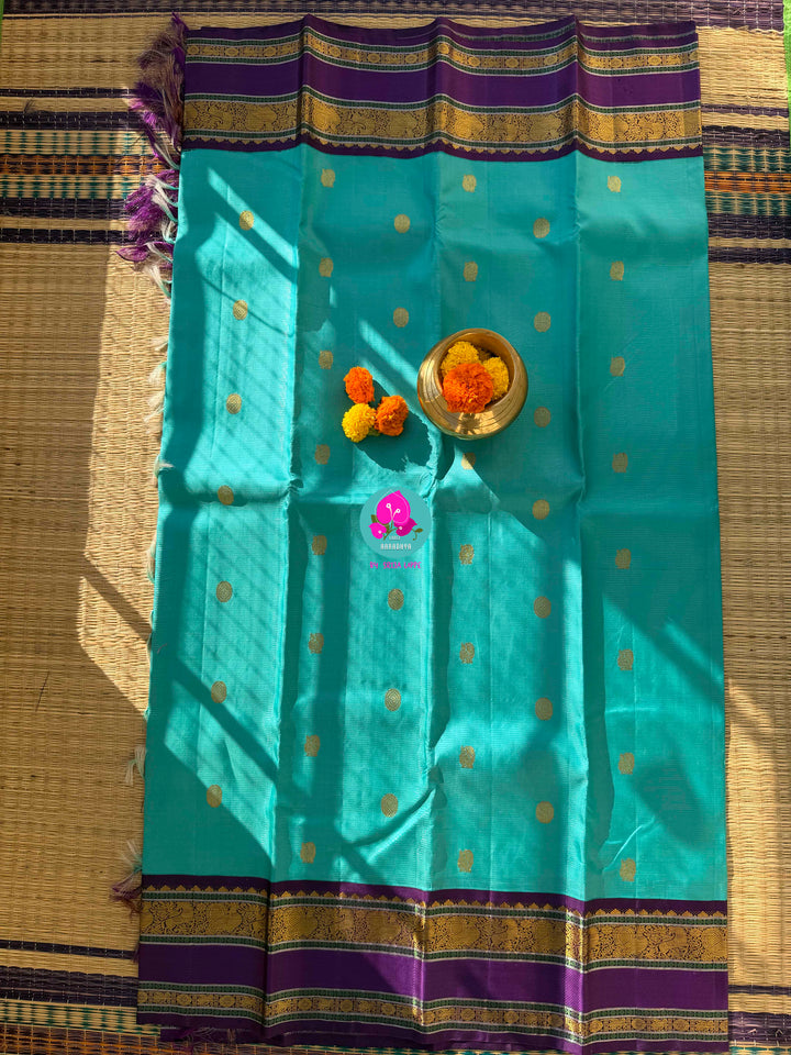 Azure Mists & Royal Night: The 2G Zari Kanchipuram Symphony