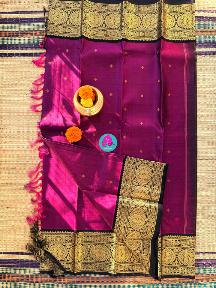 Magenta Majesty: Deep Purplish Kanchipattu with Opulent 2G Zari & Midnight Contrast Blouse