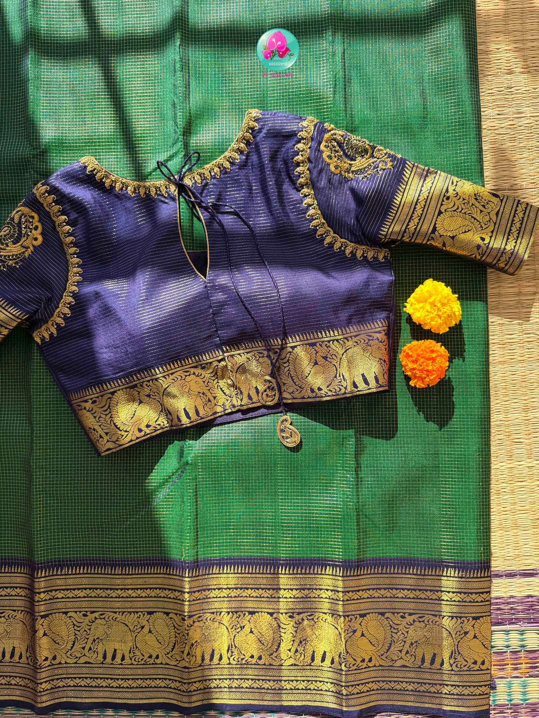 Peacock Splendor: Emerald Green Vaira Oosi Kanchipattu Silk Saree & Royal Blue Maggam Blouse