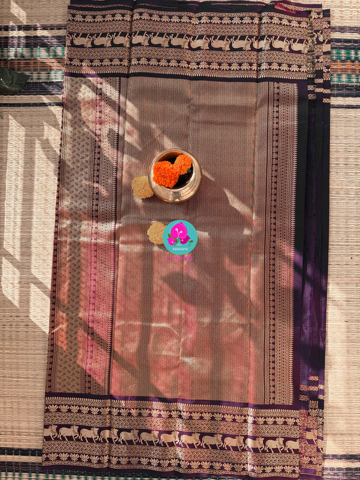 Vintage Majesty: Rich Plum Pure Kanchi Silk Saree in Timeless Antique Zari