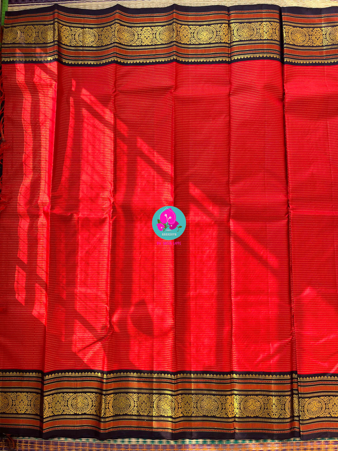 Red Vaira Oosi design Kanchipattu with Vintage Peacock Zari motifs & Embroidered Blouse