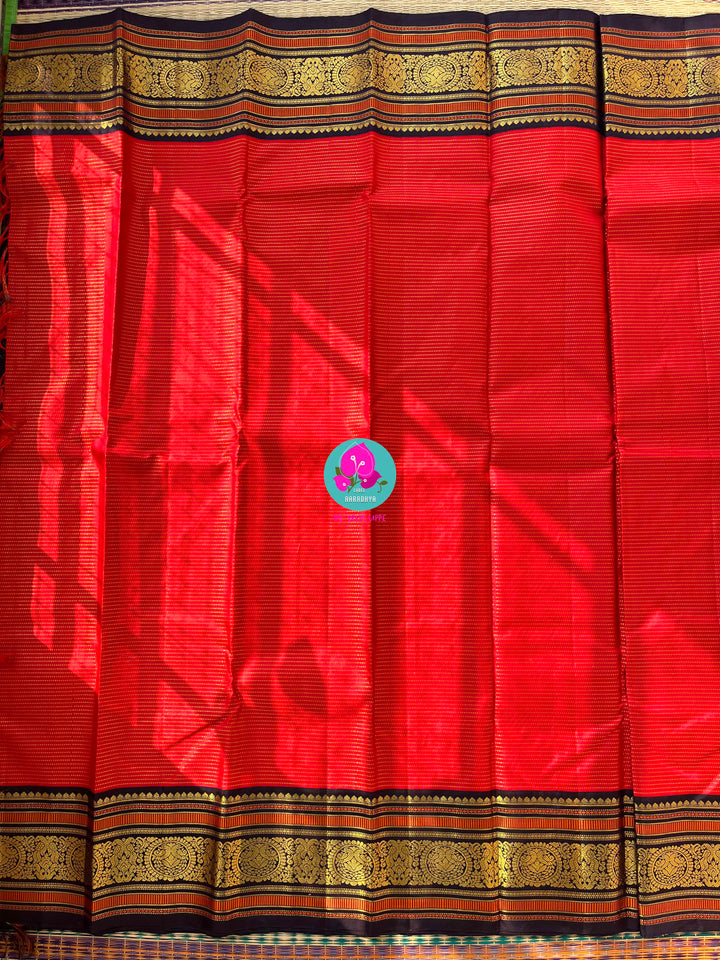 Red Vaira Oosi design Kanchipattu with Vintage Peacock Zari motifs & Embroidered Blouse