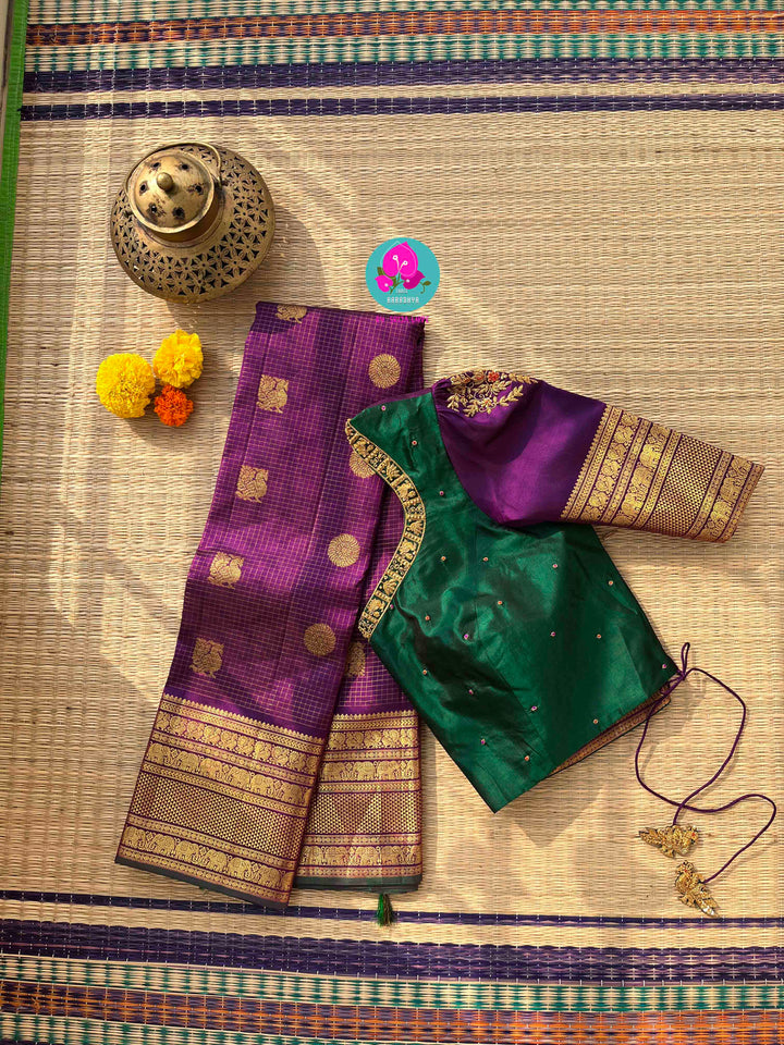 Amethyst Night: Kanchipuram Vaira Oosi Saree with Hand-Embroidered Dual-Tone Blouse