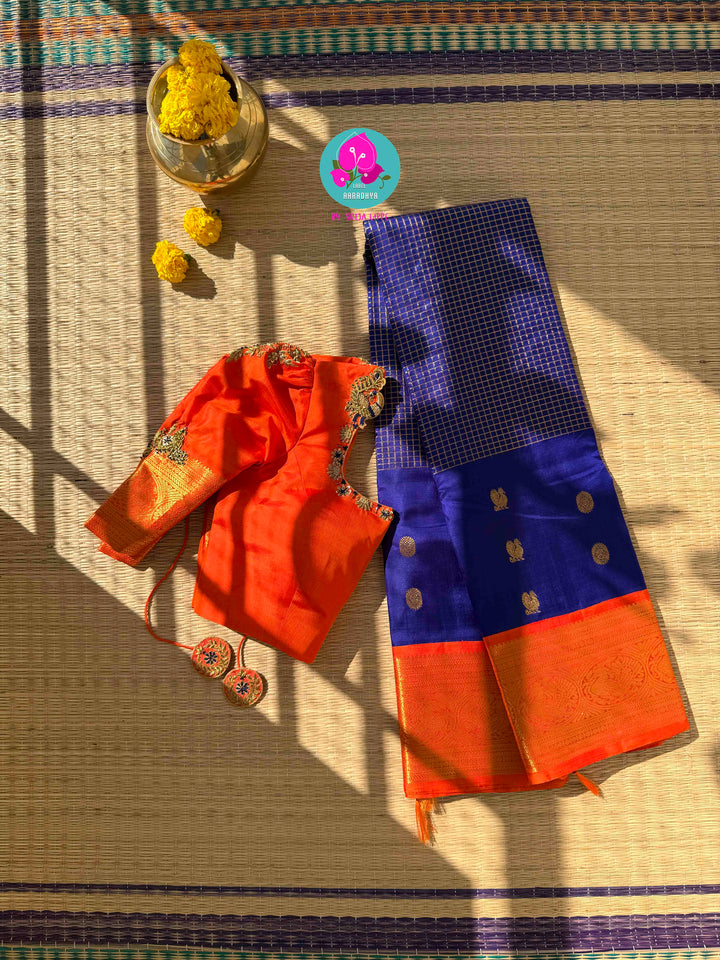 Woven Light: Contemporary Vaira Oosi Grid Kanchipattu with Vintage Hand-Embroidered Artistry