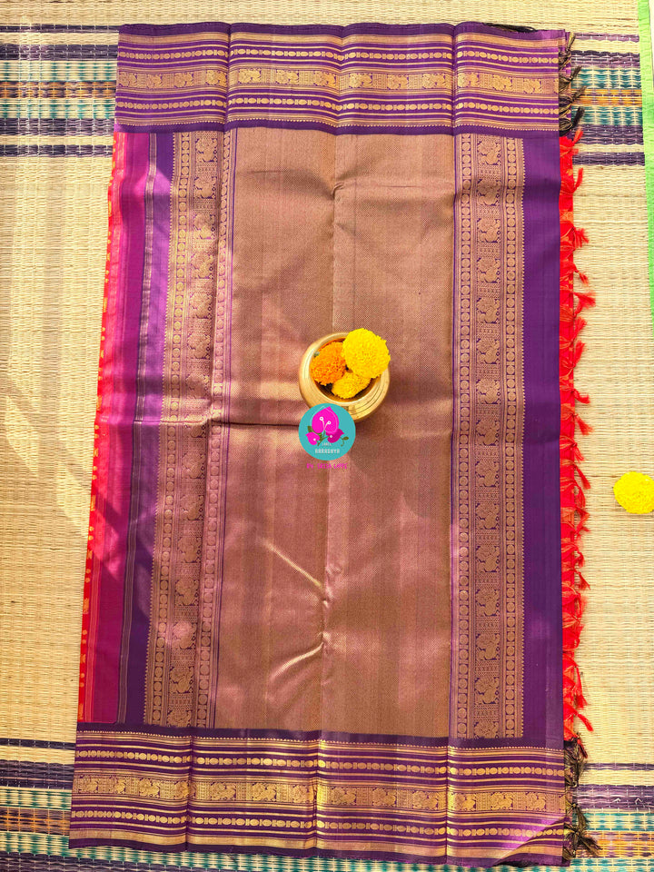 Vintage Majesty: Vibrant Red 2G Zari Kanchi Silk with Vaira Oosi Lines & Royal Purple Baldari Borders