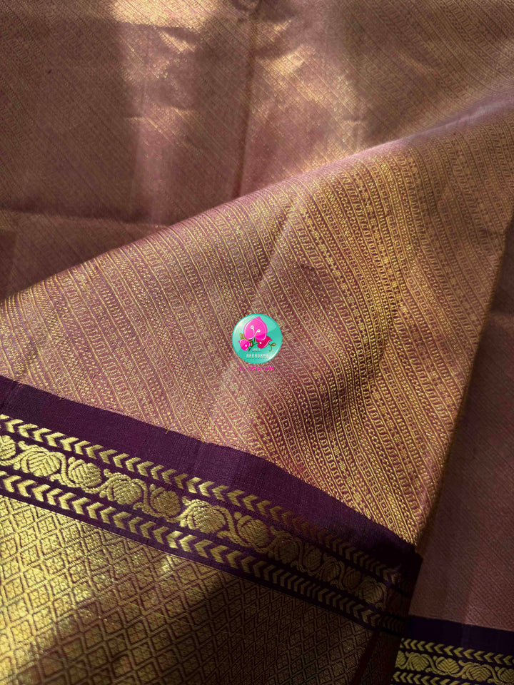 Ethereal Metallic Lilac & Emerald Jewel: Exclusive Pure Handloom Lavender Gadwal Brocade Saree with Multi-Tone Designer Maggam Blouse