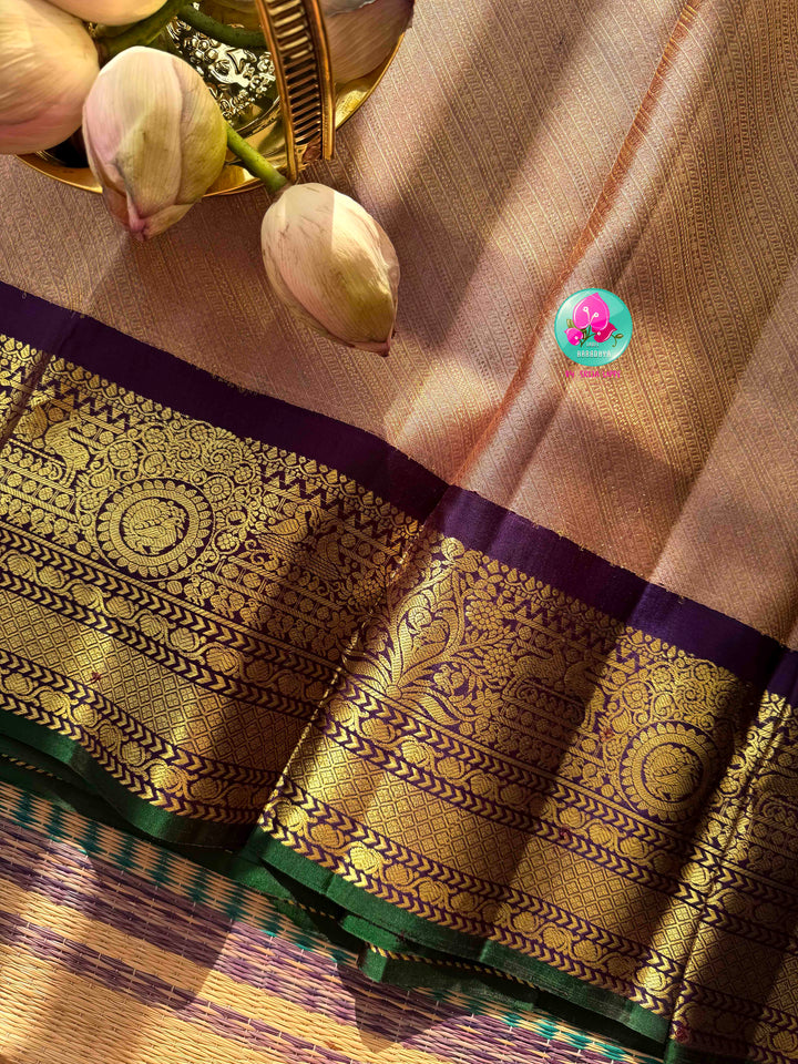 Ethereal Metallic Lilac & Emerald Jewel: Exclusive Pure Handloom Lavender Gadwal Brocade Saree with Multi-Tone Designer Maggam Blouse