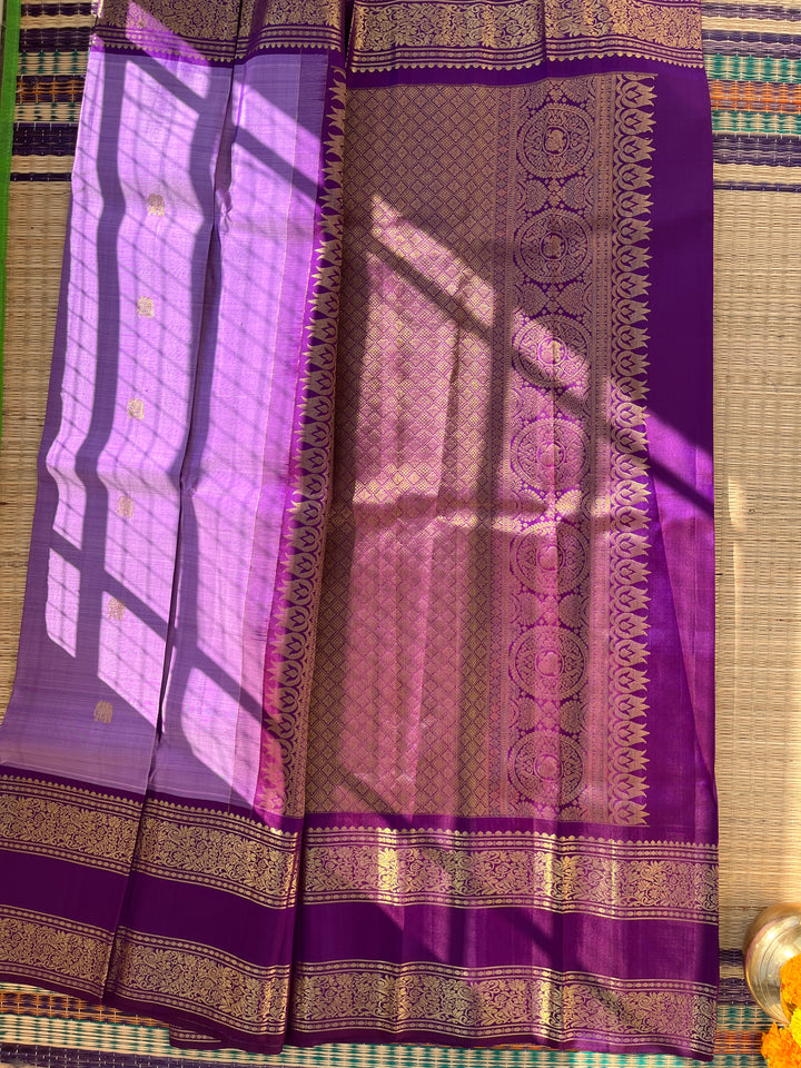 Lavender Skies & Royal Dreams: Kanjivaram with Contrast Purple and Embroidered Blouse