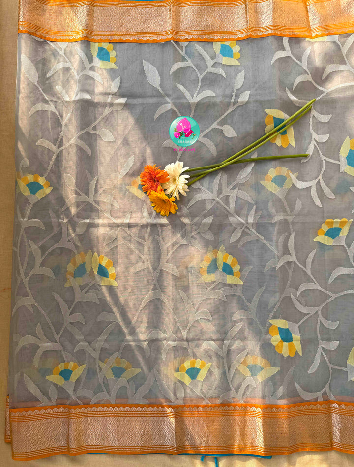 Silver Mist & Golden Flame: Grey Jamdhani-Kanchi Fusion Saree with Citrus Raw Silk