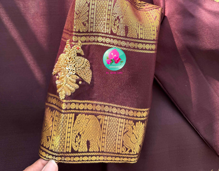 The Sovereign Guardian: Vintage Cocoa Kanchipuram Saree with Gandaberunda Majesty