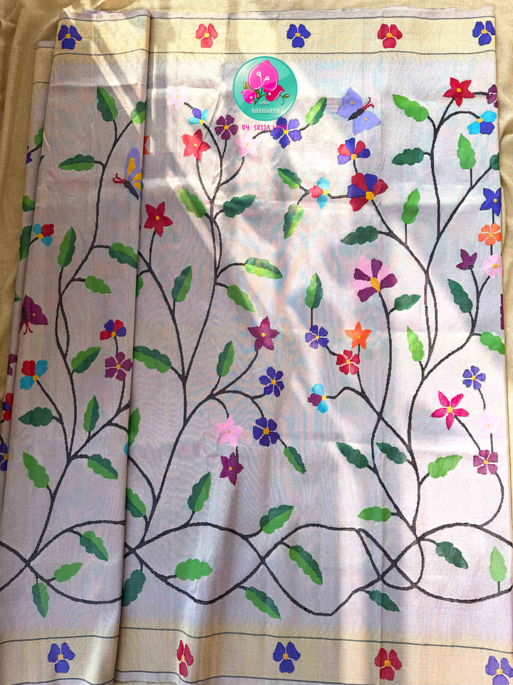 Lavender Luster: Pure Tissue Silk with Timeless Paithani Artistry