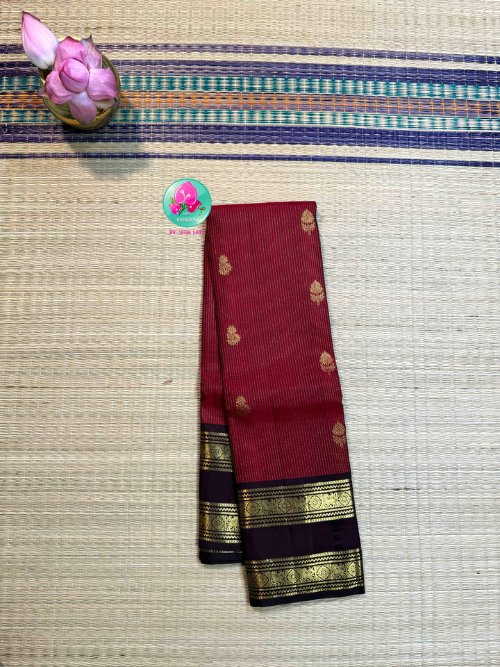 Crimson Earth: Maroon Vaira Oosi Kanchipattu with Vintage Brown Border