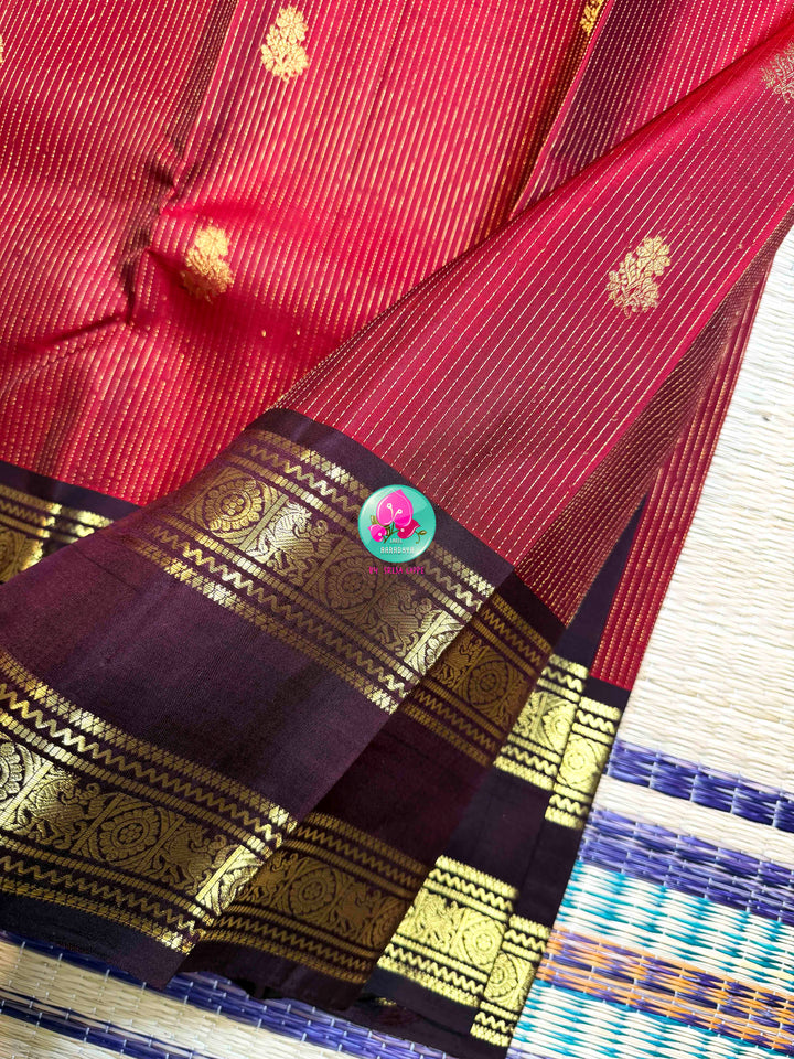 Crimson Earth: Maroon Vaira Oosi Kanchipattu with Vintage Brown Border
