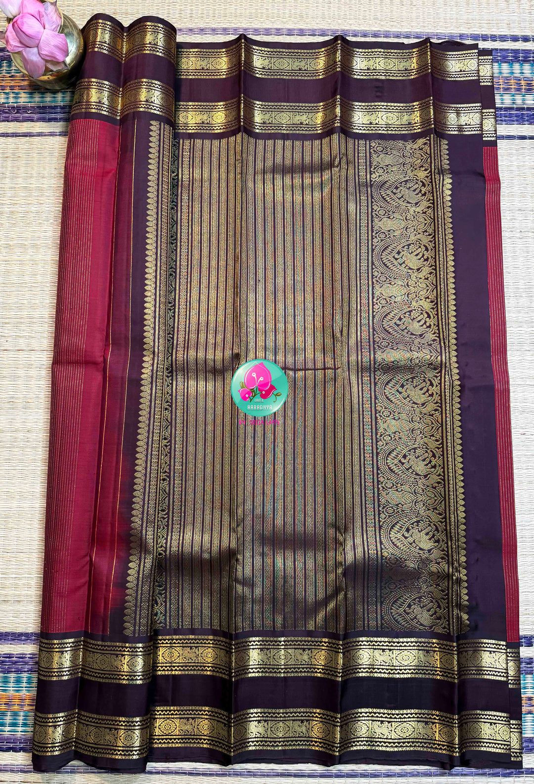 Crimson Earth: Maroon Vaira Oosi Kanchipattu with Vintage Brown Border